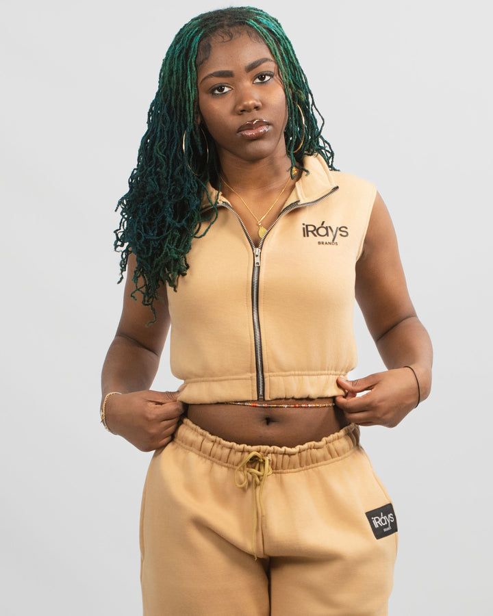 Irays Sleeveless Zip-Up Crop