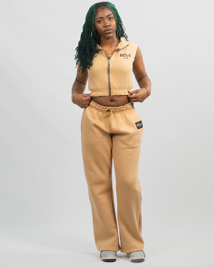 Irays Sleeveless Zip-Up Crop